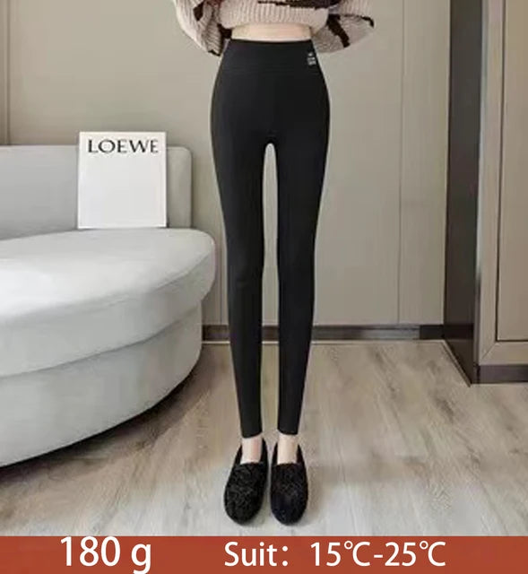 "Stay Warm, Look Hot: High-Waist Winter Fleece Leggings!"