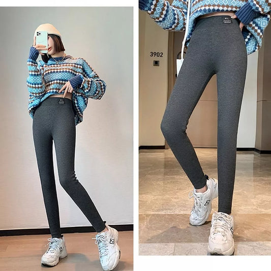 "Stay Warm, Look Hot: High-Waist Winter Fleece Leggings!"